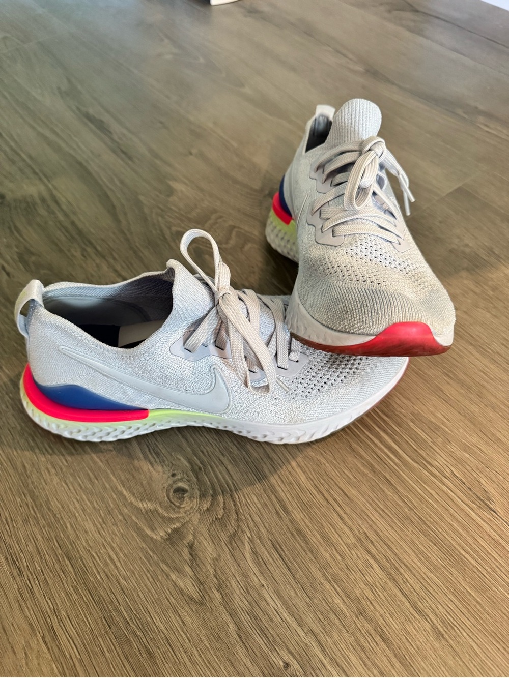 Nike Epic Reacts Women’s Flyknit Running Sneakers with Pink and Blue Accents - Picture 5 of 5